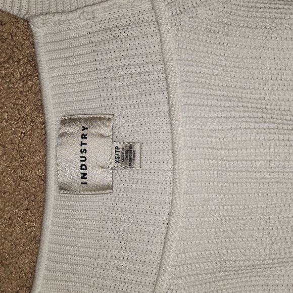 Industry Knit Top - Picture 5 of 7